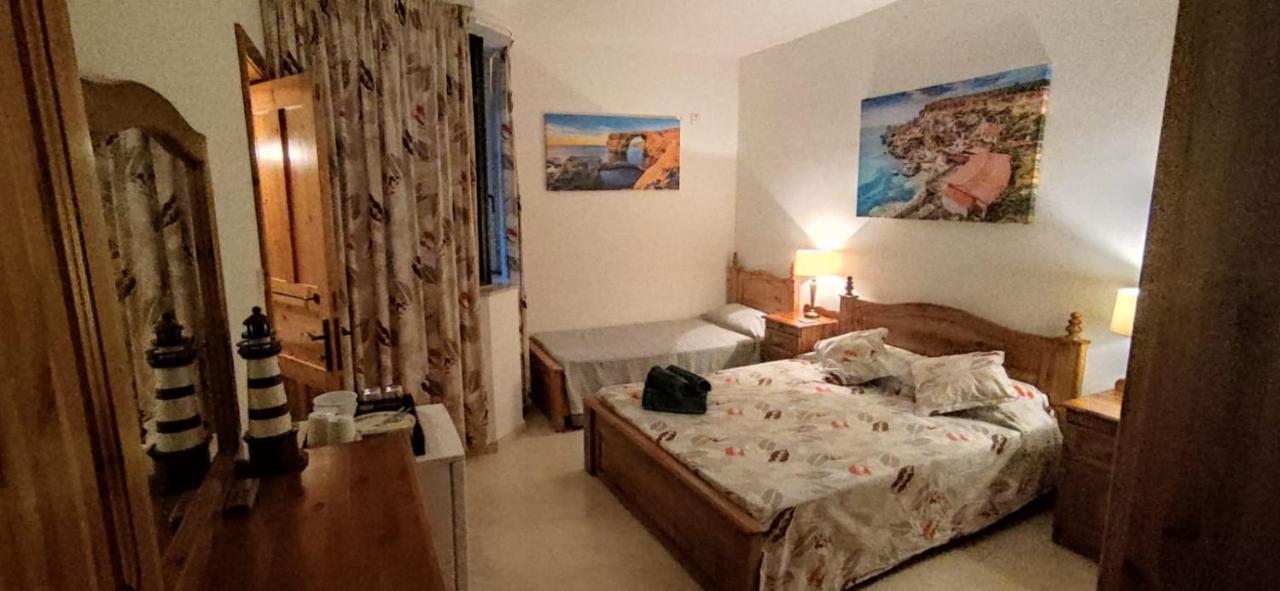 סיינט פול ביי Private Double Bedroom & Private Bathroom & Shared Kitchen מראה חיצוני תמונה